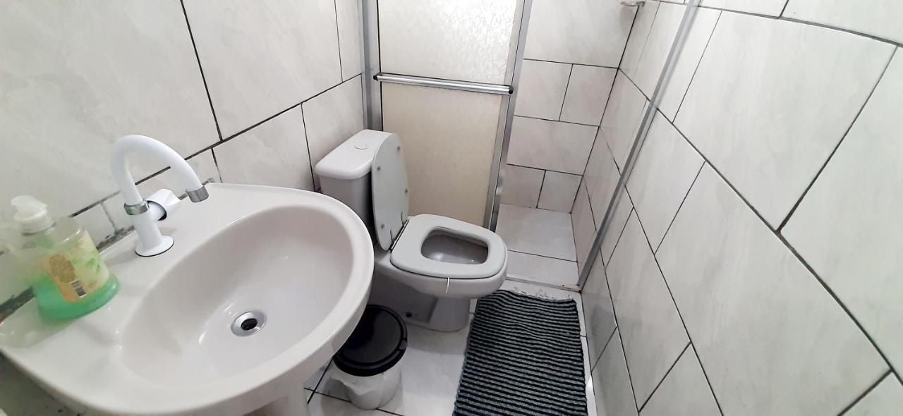 Kitnet S1 Em Torres-Rs - Na Mais Bela Praia Gaucha - Cozinha - Banheiro - Ar Condicionado - Tv E Wi-Fi - Estacionamento - Anfitria Superhost No Bnb Buitenkant foto