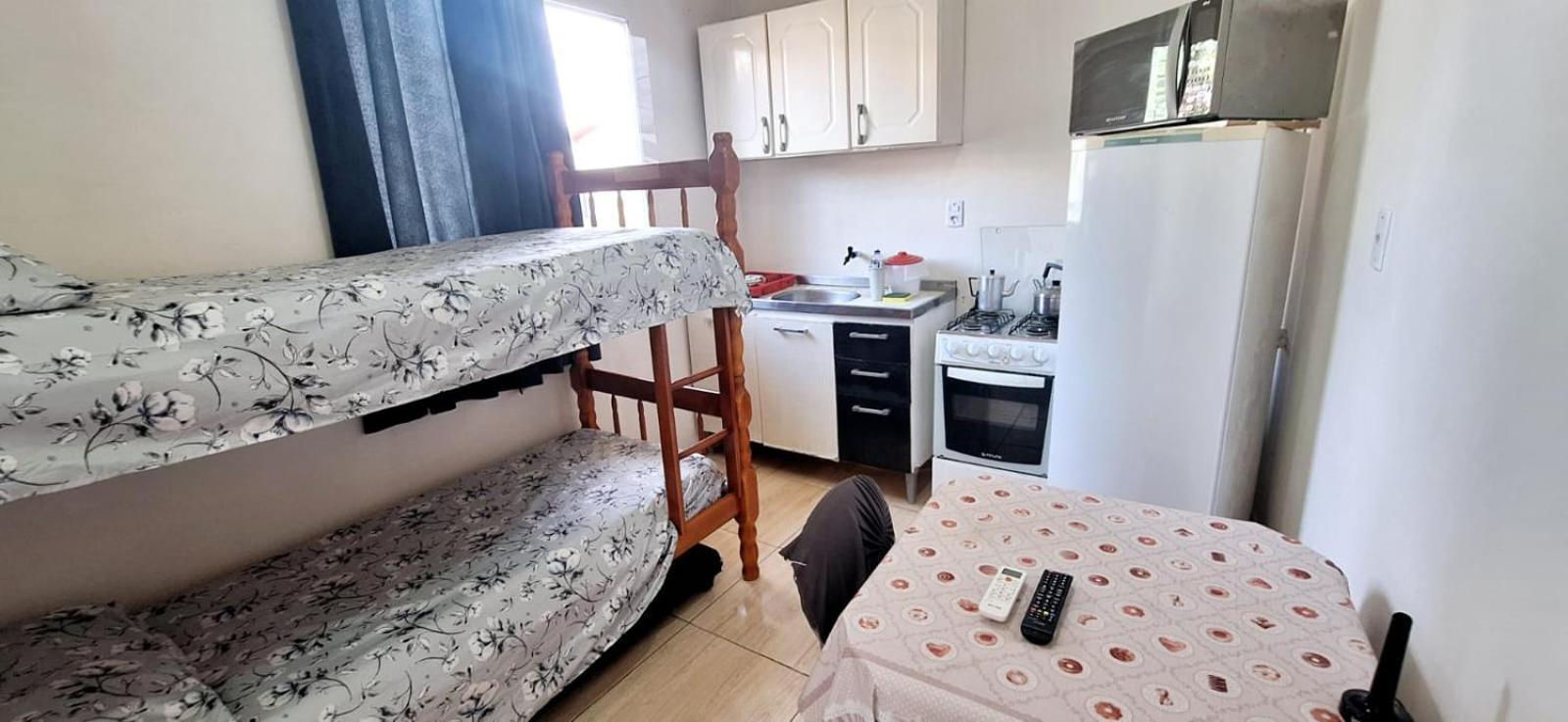 Kitnet S1 Em Torres-Rs - Na Mais Bela Praia Gaucha - Cozinha - Banheiro - Ar Condicionado - Tv E Wi-Fi - Estacionamento - Anfitria Superhost No Bnb Buitenkant foto