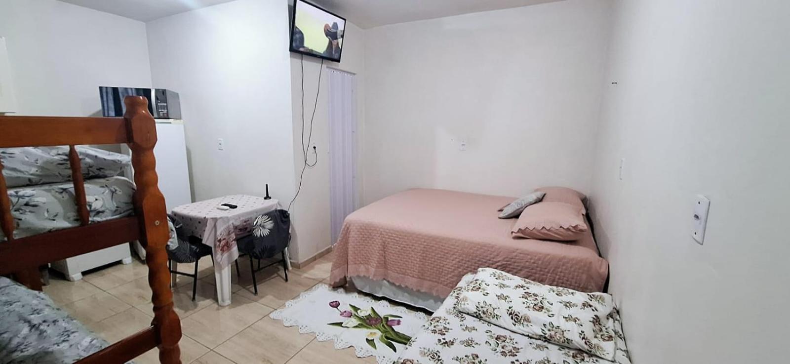 Kitnet S1 Em Torres-Rs - Na Mais Bela Praia Gaucha - Cozinha - Banheiro - Ar Condicionado - Tv E Wi-Fi - Estacionamento - Anfitria Superhost No Bnb Buitenkant foto